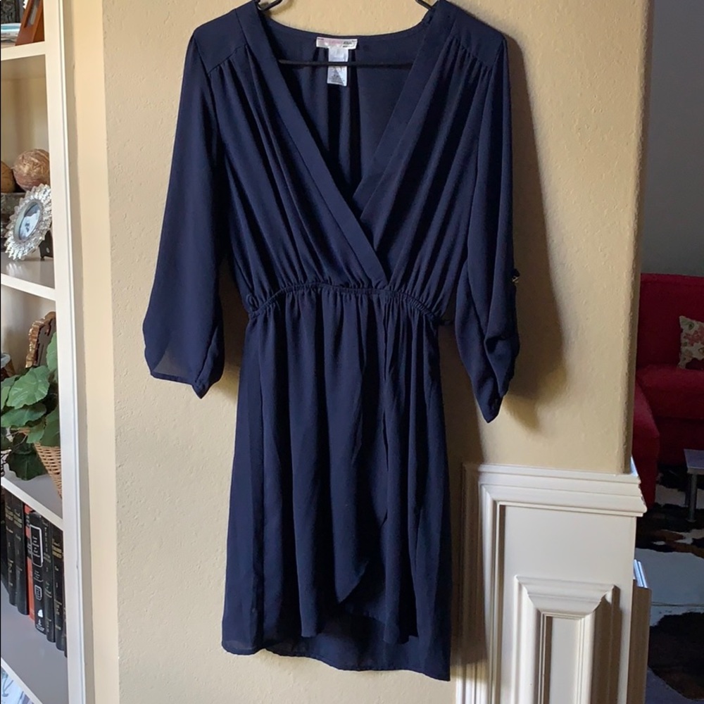 Dress - Picture 1 of 2